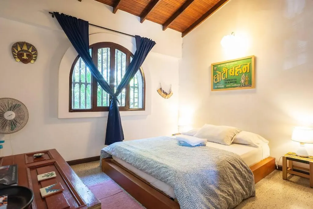 Colonial Villa In Laureles, Unique&Special House Medellín