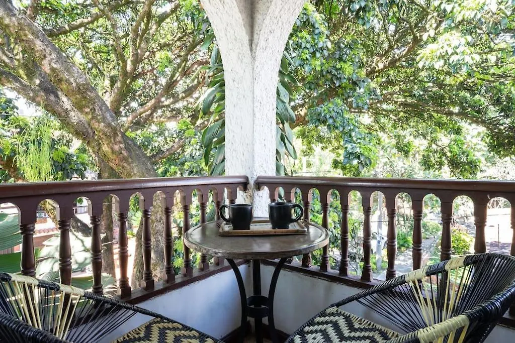 Colonial Villa In Laureles, Unique&Special House Medellín